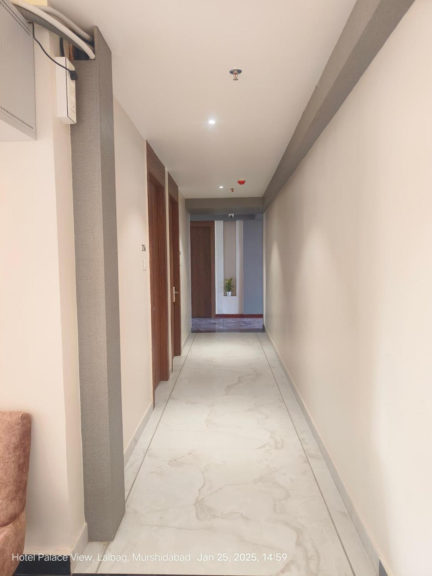 Hotel Palace View Murshidabad Екстер'єр фото