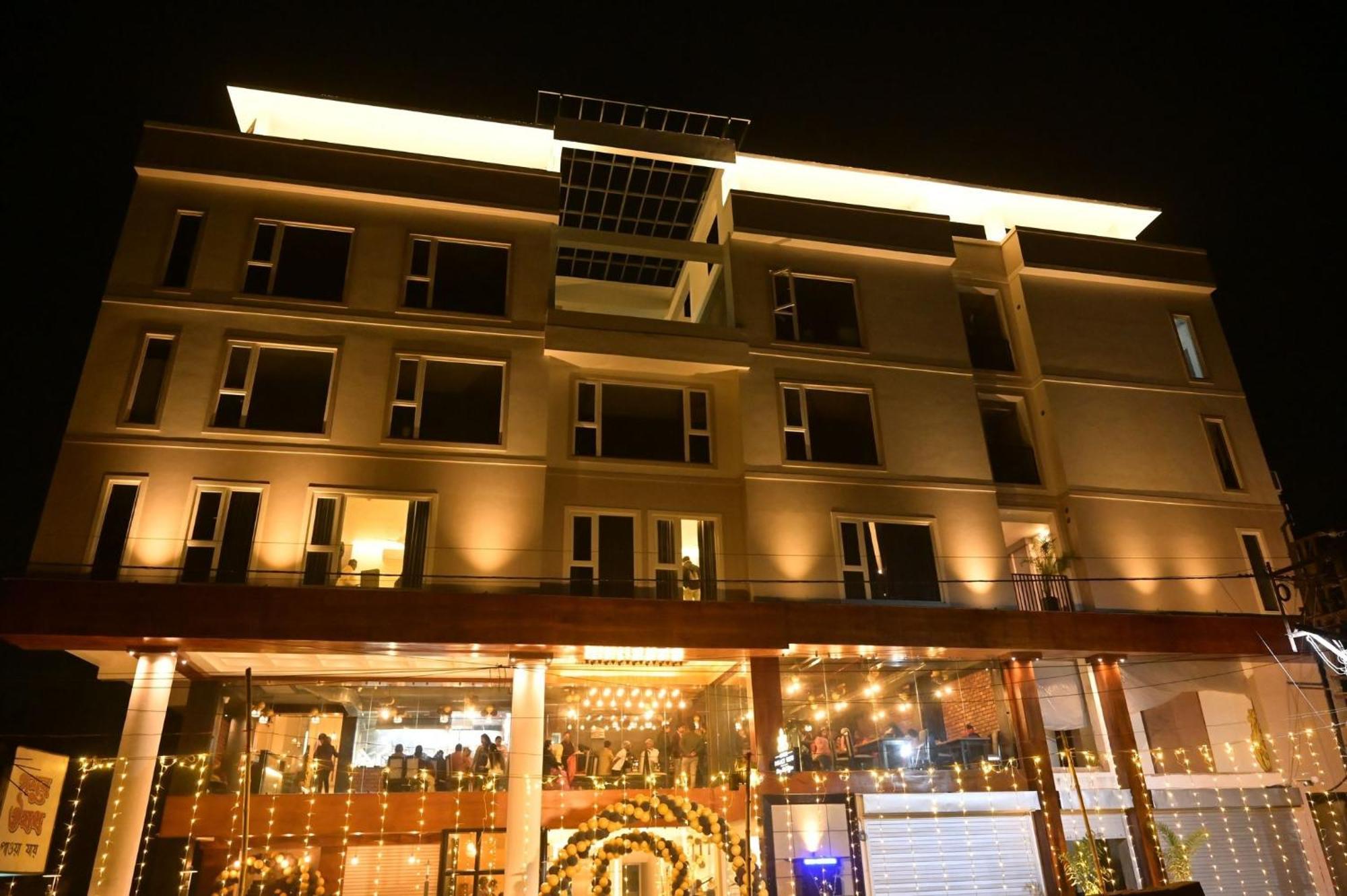 Hotel Palace View Murshidabad Екстер'єр фото